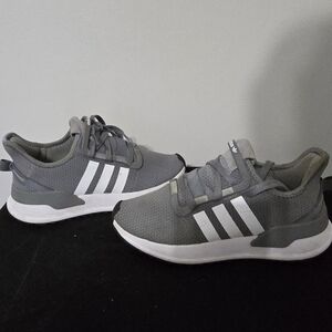 ADIDAS U PATH RUN J